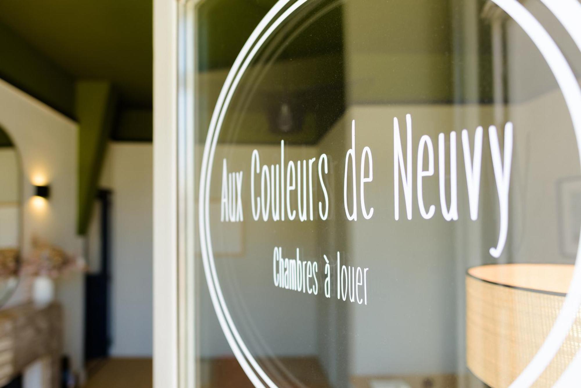 Aux Couleurs De Neuvy Hotel Buitenkant foto